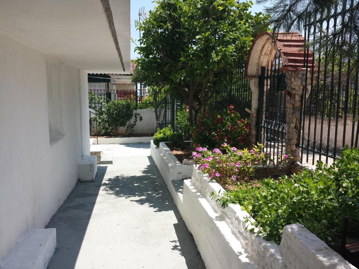 아르테미다 Smile House Near Athens Airport 300M From The Sea 빌라 외부 사진