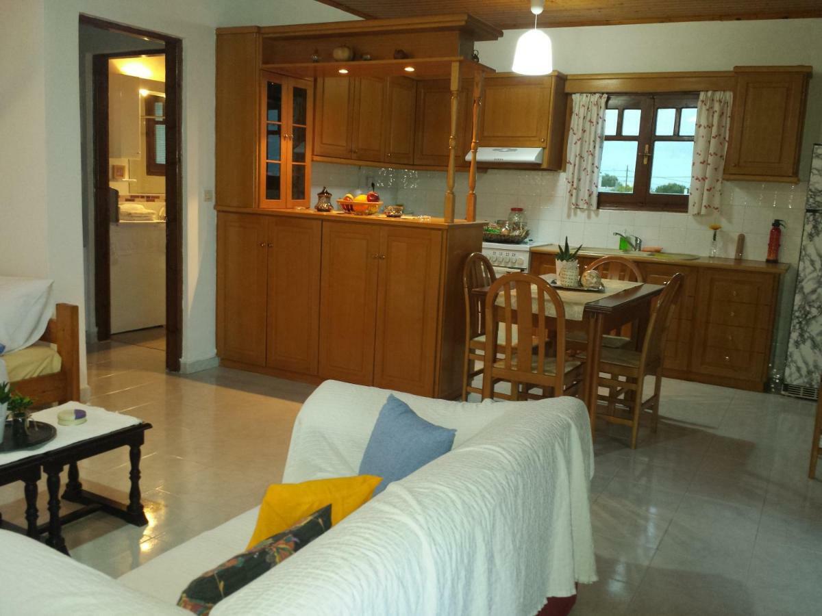아르테미다 Smile House Near Athens Airport 300M From The Sea 빌라 외부 사진